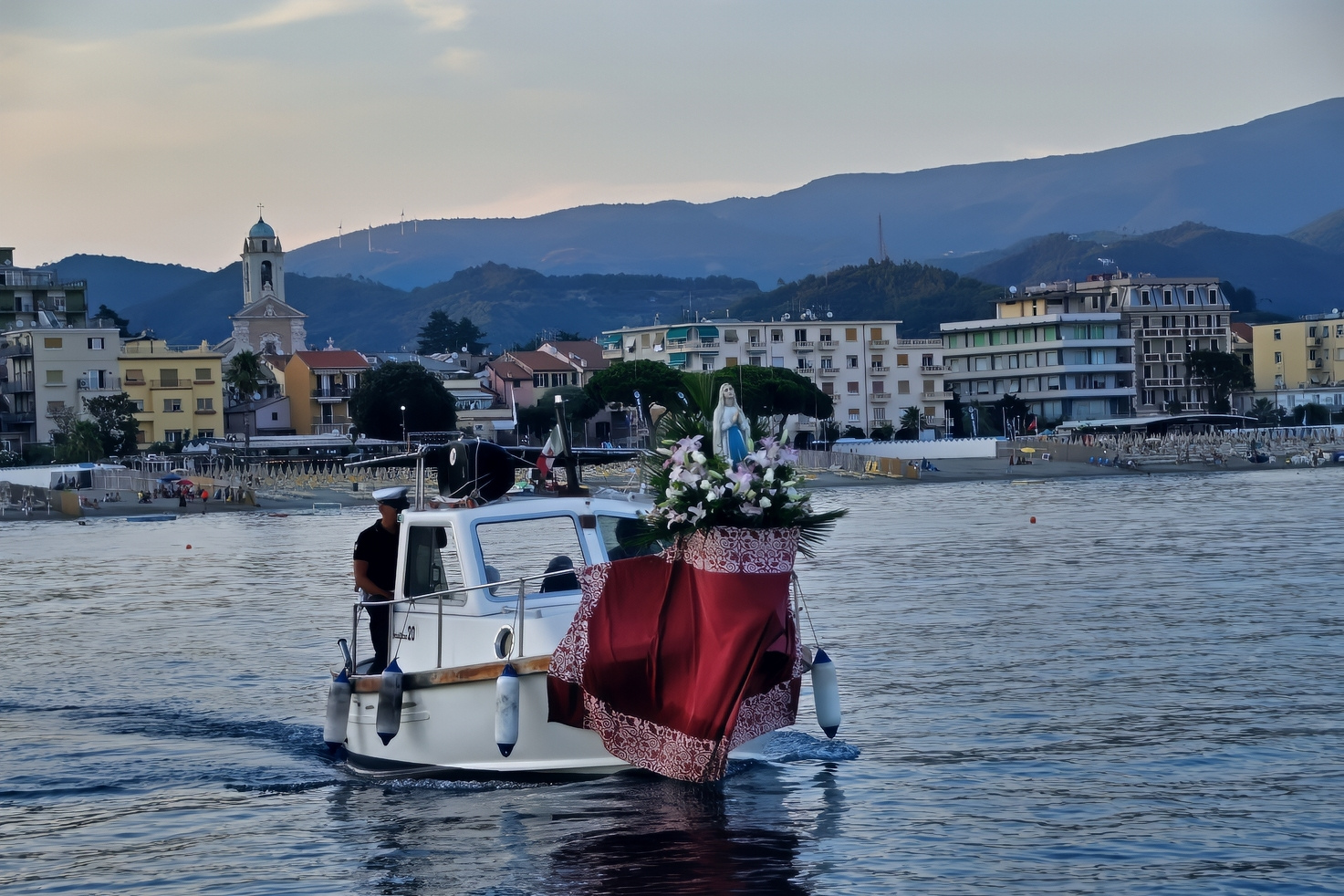 Processione Madonna sul mare